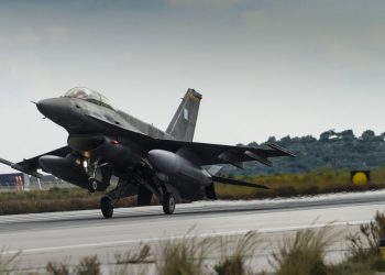 Απαλλάσσεται των καθηκόντων του ο διοικητής της 111 Πτέρυγας Μάχης