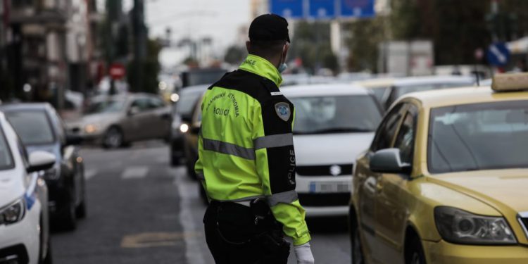 Δεκαπενταύγουστος έξοδος με αυξημένα μέτρα  από την τροχαία