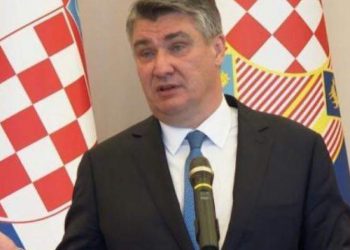 Στην Ελλάδα κύριε Πρόεδρε υπάρχει μία παροιμία ΠΡΙΝ ΠΕΙΝΑΣΕΙΣ ΜΑΓΕΙΡΕΥΕΙΣ