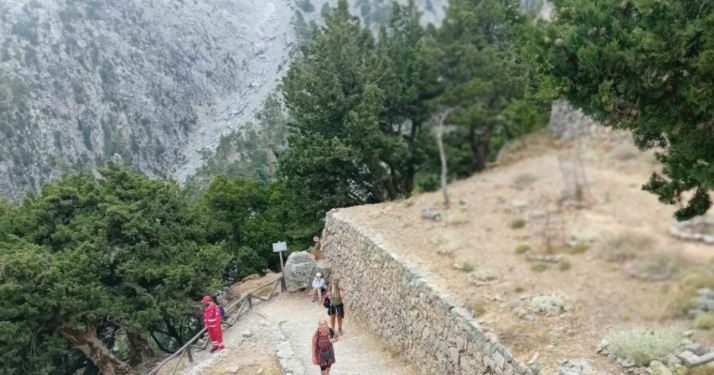 Το φαράγγι στα χανιά θα παραμείνει κλειστό και συνεχίζοντας τόνισε θα ανοίξει  όταν κρίνουμε ότι είναι ασφαλές