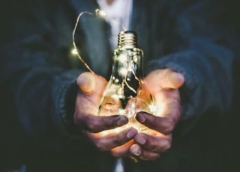 Φτάσαμε να κόβουμε από το φαγητό λέει  η ΕΚΠΟΙΖΩ