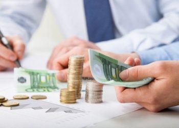 Τραπεζικές καταθέσεις: Οι εναλλακτικές για υψηλότερα επιτόκια χωρίς ρίσκο