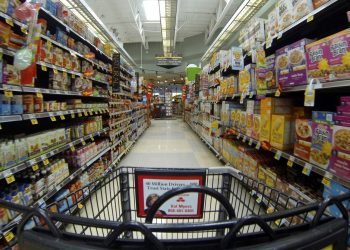 Ακρίβεια: Ποιες εταιρείες ρίχνουν 5% τις τιμές προϊόντων τους