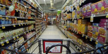 Ακρίβεια: Ποιες εταιρείες ρίχνουν 5% τις τιμές προϊόντων τους