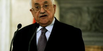 Μεσανατολικό: «Ο παλαιστινιακός λαός έχει δικαίωμα να υπερασπίζεται τον εαυτό του», δηλώνει ο Αμπάς