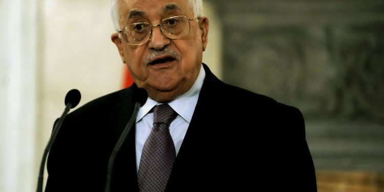 Μεσανατολικό: «Ο παλαιστινιακός λαός έχει δικαίωμα να υπερασπίζεται τον εαυτό του», δηλώνει ο Αμπάς