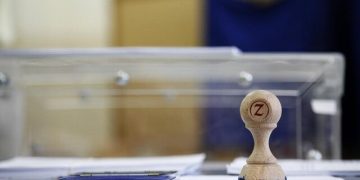 Πόσα χρήματα  νομίζεις ότι χρειάζεσαι  να διαθέσεις για να γίνεις Δήμαρχος ;