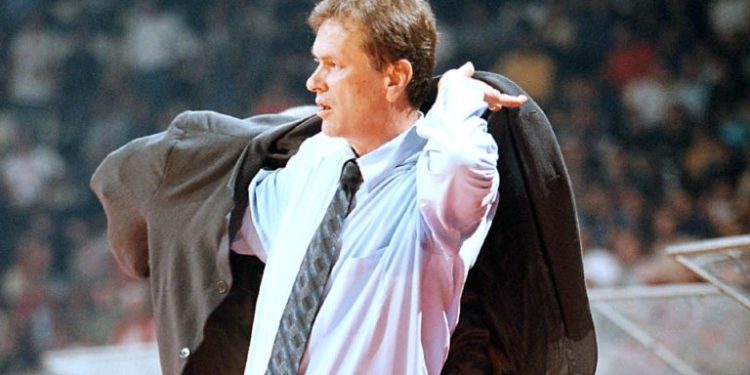 Πέθανε ο Γιάννης Ιωαννίδης – Θρήνος για τον «Ξανθό» του ελληνικού μπάσκετ