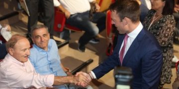 Διαγράφει τον Τζουμάκα ο Κασσελάκης