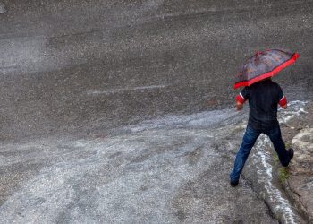 Καιρός: Βροχές, καταιγίδες και πτώση της θερμοκρασίας τις επόμενες ημέρες