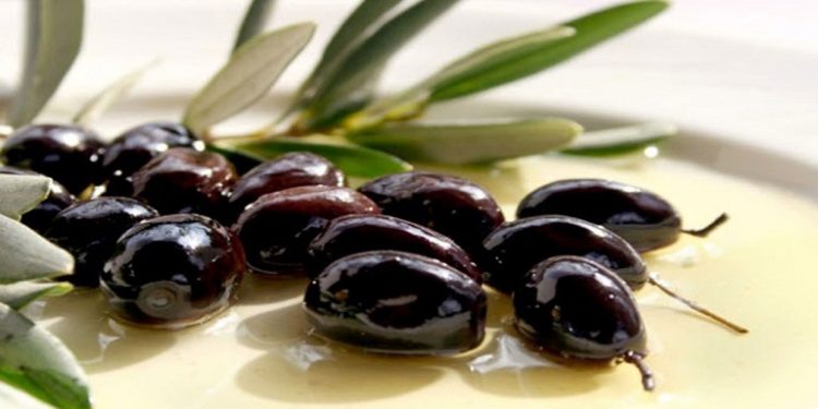 Επιτραπέζια Ελιά: «Ντόμινο» προκαλεί η βουτιά στην παραγωγή – Σε κίνδυνο οι εξαγωγές