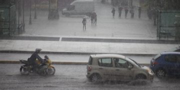 Meteo: Διαδοχικές ατμοσφαιρικές διαταραχές θα επηρεάσουν τη χώρα