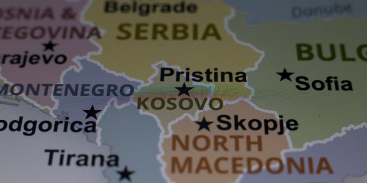 Κομισιόν: Θετικά μηνύματα, αλλά χωρίς χρονοδιάγραμμα ένταξης για τα Δυτικά Βαλκάνια