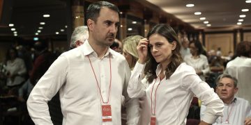 Ομάδα Αχτσιόγλου-Χαρίτση για Κασσελάκη: Χυδαίος, ορθά αποχωρήσαμε