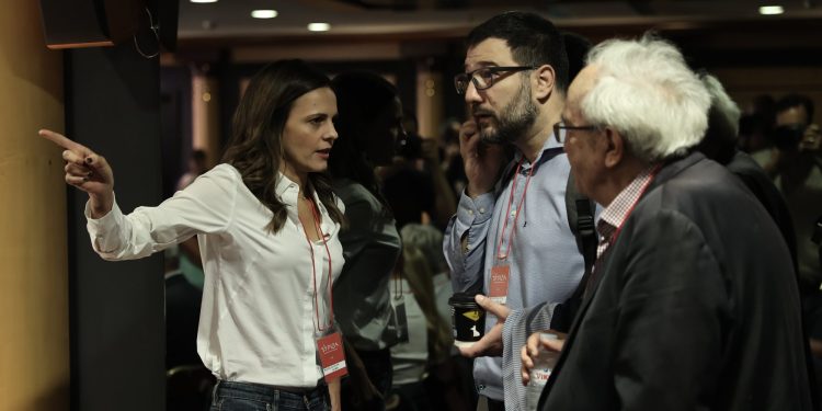 Ομάδα Αχτσιόγλου: Μένουν για να φύγουν… κάποτε – Μπρος «δύσβατο βουνό» και πίσω «βάλτος»