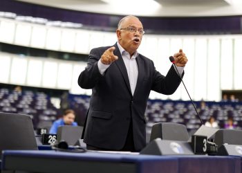 Παπαδημούλης: Κάνουν λάθος όσοι λένε ότι ο Τσίπρας είναι ευχαριστημένος με τον Κασσελάκη