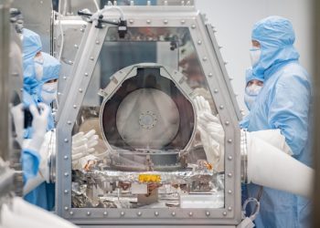 OSIRIS-REx: H NASA παλεύει να ανοίξει το κουτί του θησαυρού