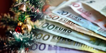 Διπλό χριστουγεννιάτικο μπόνους σε συνταξιούχους – Οι «τυχεροί»