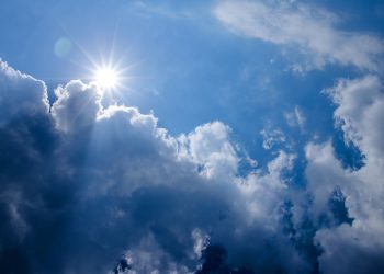 Καιρός: Έρχεται αφρικανική σκόνη – Άνοδος της θερμοκρασίας έως και 10 βαθμούς