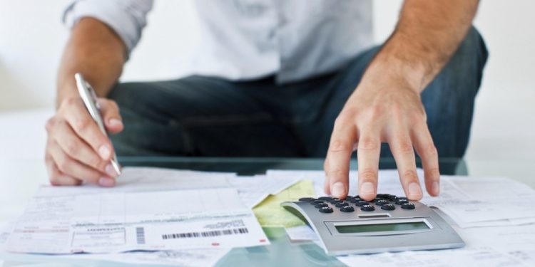 Μάστιγα η φοροδιαφυγή – Τι θεωρούν δίκαιο οι πολίτες για την πάταξη της