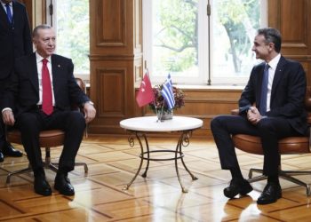 Μηνύματα ενότητας από Μητσοτάκη και Ερντογάν – Εκτός διαλόγου (ή δηλώσεων) η «βαριά» ατζέντα