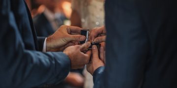 Εάν δεν μπορείτε να περάσετε νύχτα μια τροπολογία για το μεταναστευτικό, πώς θα περάσετε το γάμο για ομόφυλα ζευγάρια;