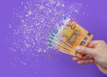 Πρώτα θα πέσουν τα ράφια και μετά οι τιμές στα προϊόντα