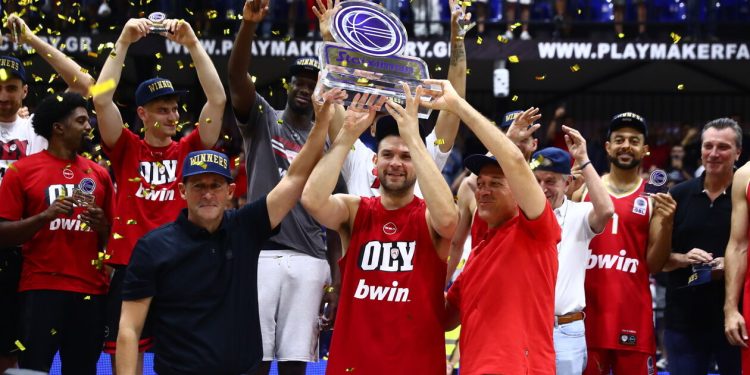 Ολυμπιακός: Φέτος κατέκτησε τον πρώτο τίτλο της σεζόν, ήταν ανώτερος και απέδειξε πως φέτος δεν χαρίζει τίποτα!