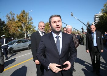 Ανδρουλάκης για 28η Οκτωβρίου: Τιμούμε τους ήρωες που έδωσαν τα πάντα στην πρώτη γραμμή της μάχης