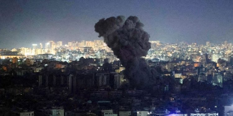 Τρεις δημοσιογράφοι νεκροί στον Λίβανο από βομβαρδισμούς του Ισραήλ – Συνεχίζεται το αιματοκύλισμα στη Γάζα