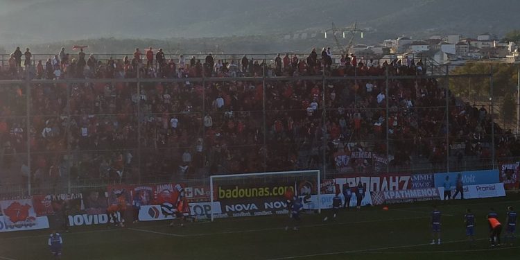 «Ερυθρόλευκη λαοθάλασσα» στην Τρίπολη!