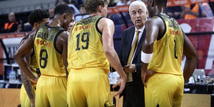 Χωρίς Σάκοτα η ΑΕΚ στη Λετονία – Με Βιτσενζούτο στον πάγκο