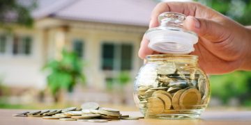 Αποταμίευση: Ξοδέψαμε 3 δισ. ευρώ παραπάνω από τα εισοδήματά μας το 2023