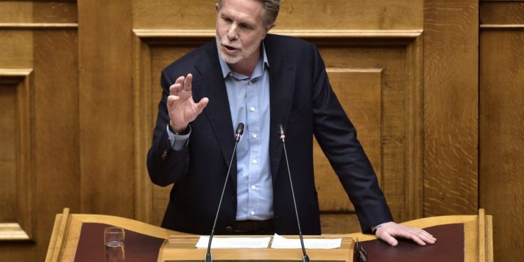 Γερουλάνος: Περιφερειακή ανάπτυξη, το αντίδοτο στην ερήμωση