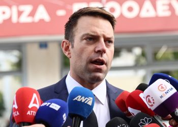 Κασσελάκης: Και έκπτωτος και πρόεδρος – Το «παράλληλο κόμμα» φέρνει πιο κοντά διαγραφή ή διάσπαση