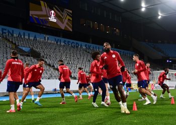 Ολυμπιακός: Στη Σουηδία με στόχο ένα μεγάλο αποτέλεσμα απέναντι στη Μάλμε