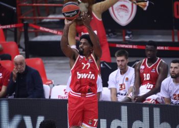 Ολυμπιακός: H… πολυτέλεια να έχεις τον ΜακΚίσικ στο ρόστερ σου