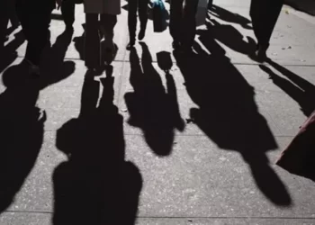 Οι επιστήμονες προειδοποιούν: Η αύξηση του προσδόκιμου ζωής επιβραδύνεται, παρά την πρόοδο της ιατρικής