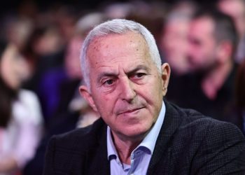 Ευάγγελος Αποστολάκης: Μένει στον ΣΥΡΙΖΑ και στέλνει μήνυμα στον Τσίπρα