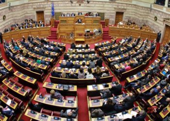 Πέντε σχηματισμοί αναζητούν ρόλο στην επόμενη μέρα