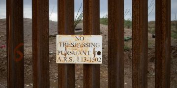 Η πρώτη μέρα Τραμπ: Απελάσεις, φράχτες και μπλόκο στις νόμιμες εισόδους