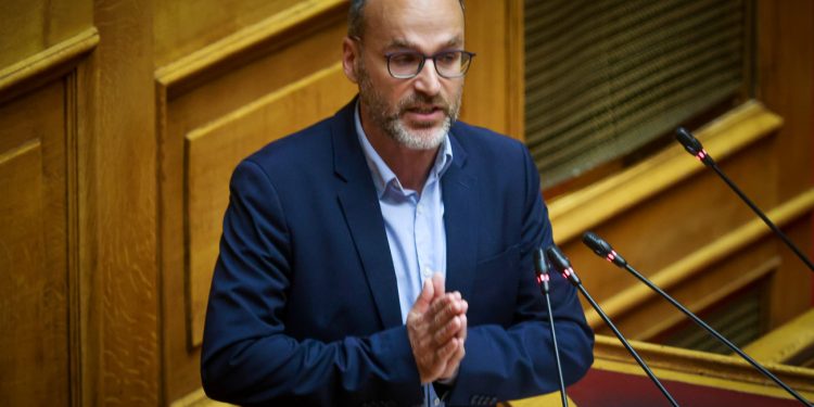 Γκιόκας: Το γεγονός της εβδομάδας είναι η απεργία την Τετάρτη, όχι Σαμαράς και ντιμπέιτ ΣΥΡΙΖΑ