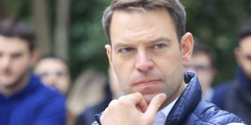 Εξαΰλωση για τον Κασσελάκη δείχνει νέα δημοσκόπηση – κάτω από το όριο εισόδου στη Βουλή