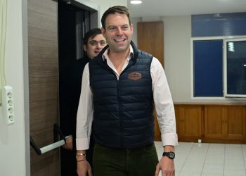 Στέφανος Κασσελάκης: Παραμονή της εκλογής προέδρου στον ΣΥΡΙΖΑ ανακοινώνει το νέο κόμμα