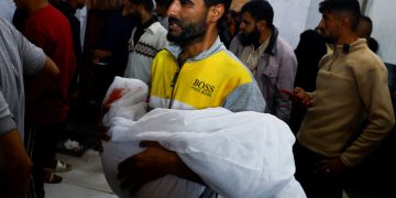 Ισραήλ: Συνεχίζει τις φονικές επιδρομές σε Γάζα και Λίβανο – Θα συνεχίσουμε, διαμηνύει ο Νετανιάχου