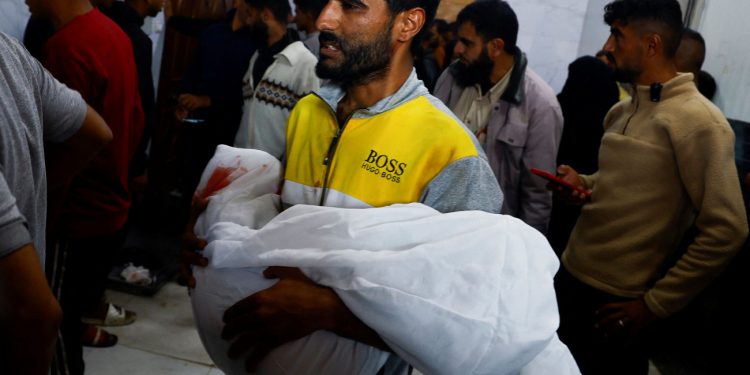 Ισραήλ: Συνεχίζει τις φονικές επιδρομές σε Γάζα και Λίβανο – Θα συνεχίσουμε, διαμηνύει ο Νετανιάχου