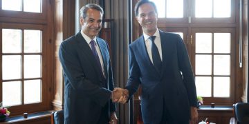 Στην Αθήνα σήμερα ο ΓΓ του ΝΑΤΟ – Ανεπιθύμητος λέει το ΚΚΕ και καλεί σε συλλαλητήριο στα Προπύλαια