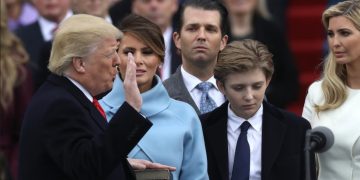 ΗΠΑ: Ο Μπάιντεν θα παραστεί στην ορκωμοσία του Τραμπ, ανακοίνωσε ο Λευκός Οίκος