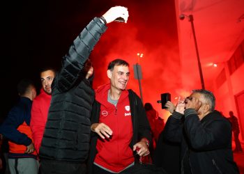 Αποθέωση για τον Ολυμπιακό στο ΣΕΦ (pics)