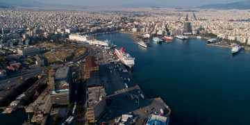 Βίρα τις άγκυρες και πάμε Πειραιά .